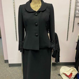 2 Piece Suit SET Size 6 NWT